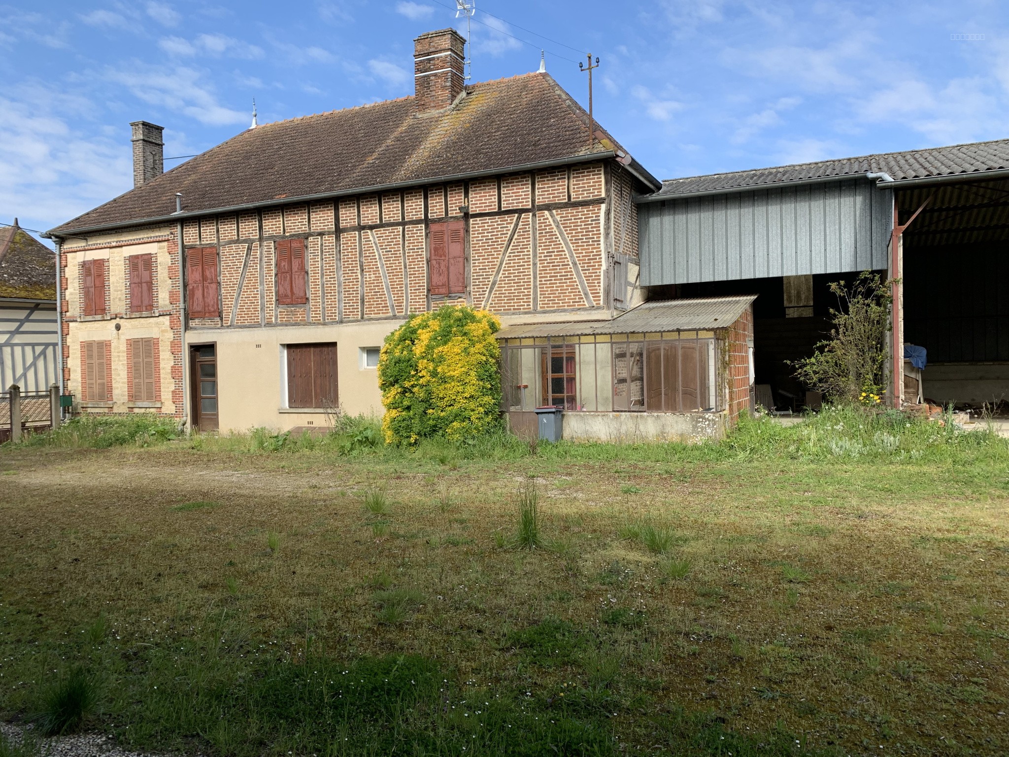 Bel appartement rez de jardin sur Troyes avec garage au pied du centre ville — photo 13