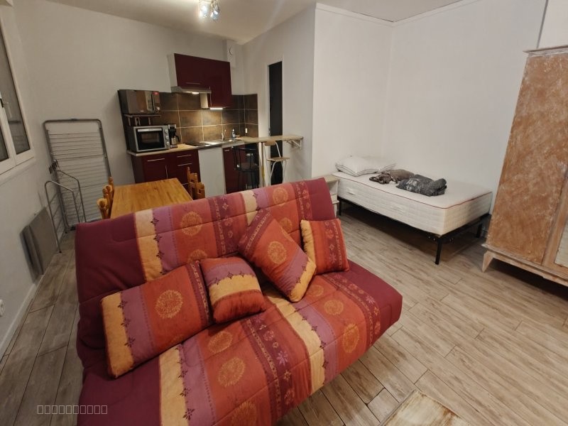 Libre le ..Maintenant  Mt Loyer :440  Mt des charges :30 — photo 2