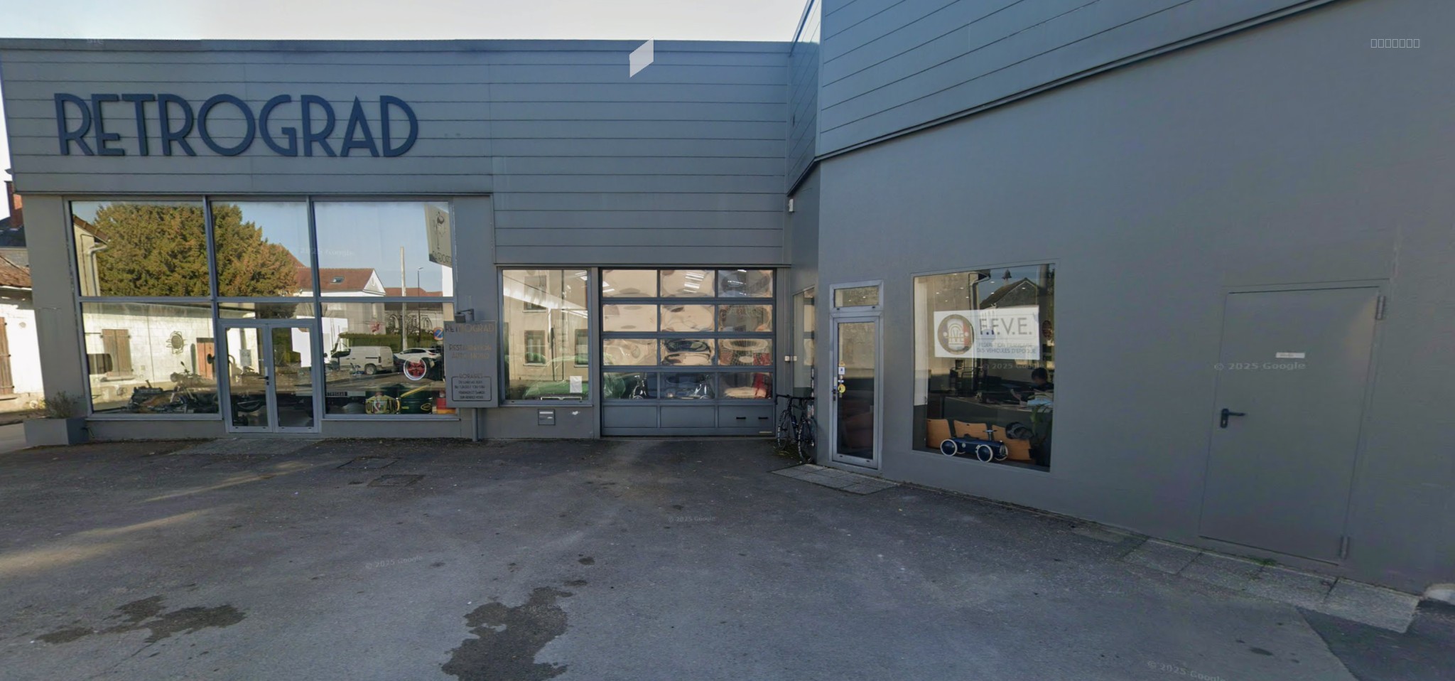 Local professionnel de 1 200 m2 au coeur d'Arcis sur Aube — photo 1