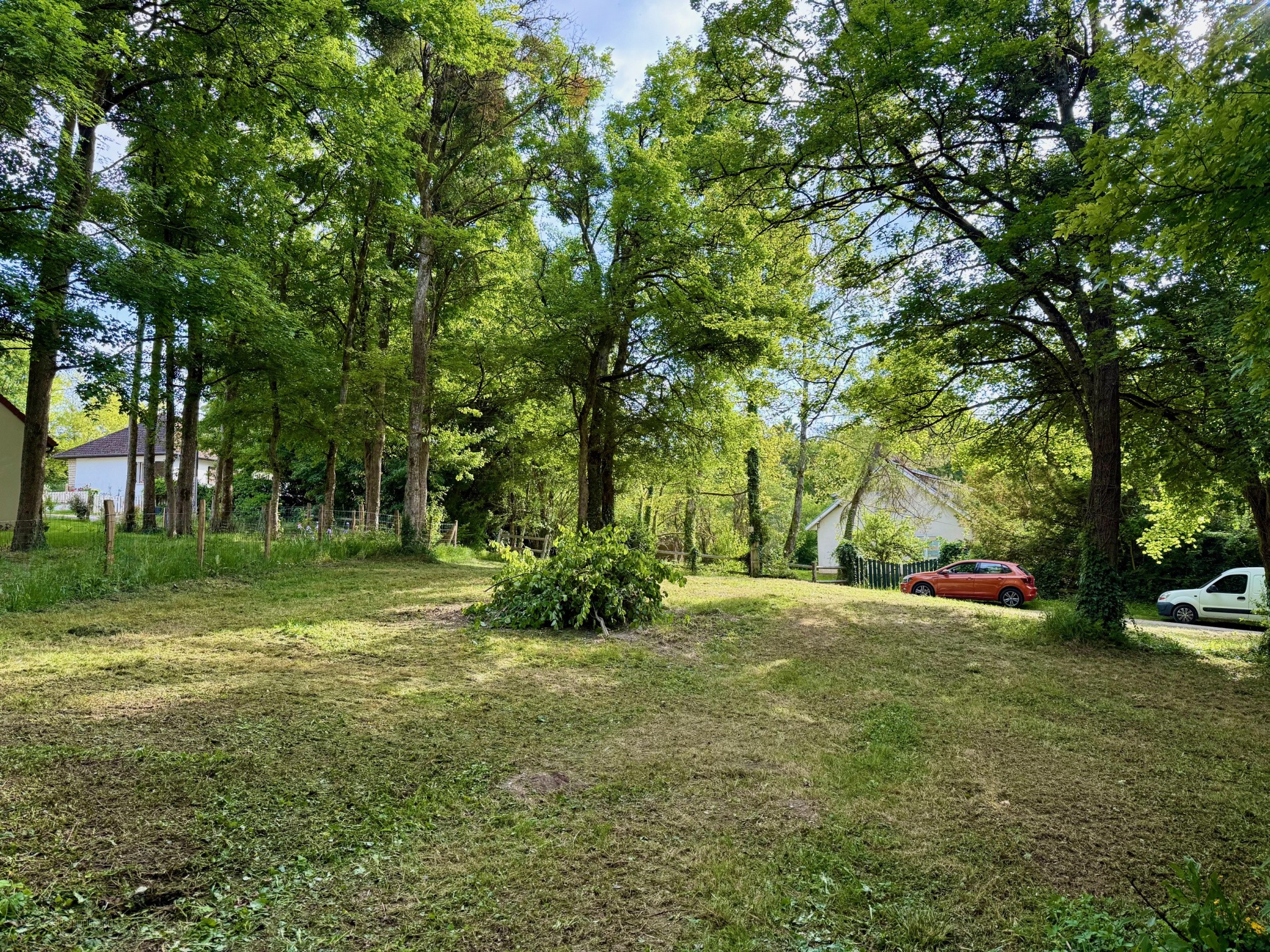JAVERNANT - Terrain à bâtir 880m2 — photo 2