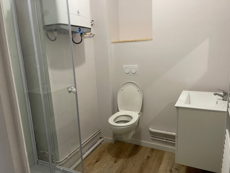 Libre le ..Maintenant  Mt Loyer :420  Mt des charges :70 — photo 4