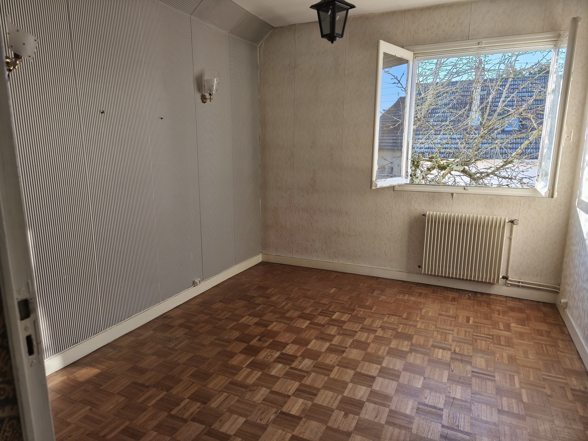 Pont Sainte Marie - Maison d'habitation T5 de 93 m2 sur 402 m2 de terrain — photo 10