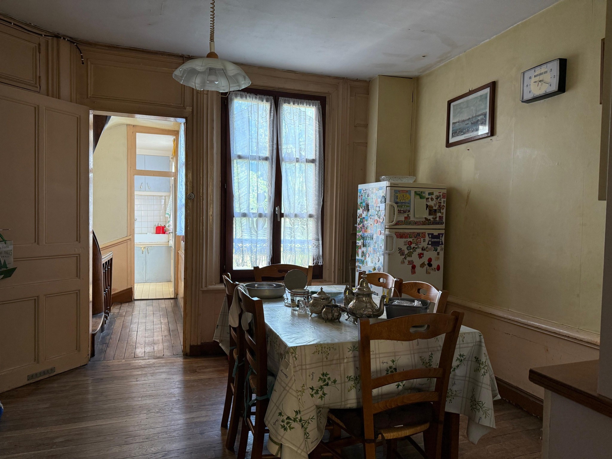 Troyes - Immeuble de 8 pièces avec garage + maison indépendante et jardin. — photo 3