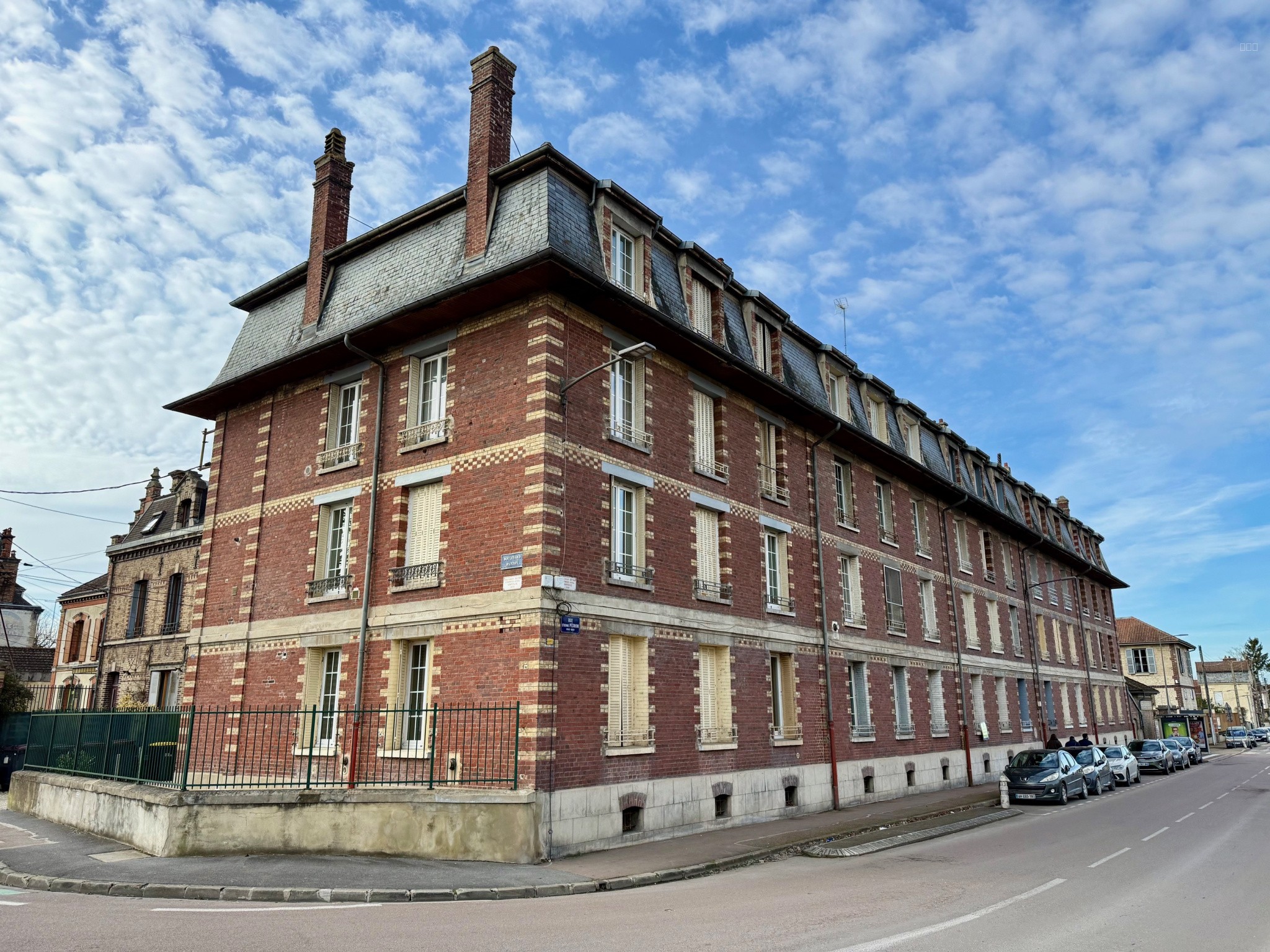 TROYES - Appartement T3 93m2 — photo 9