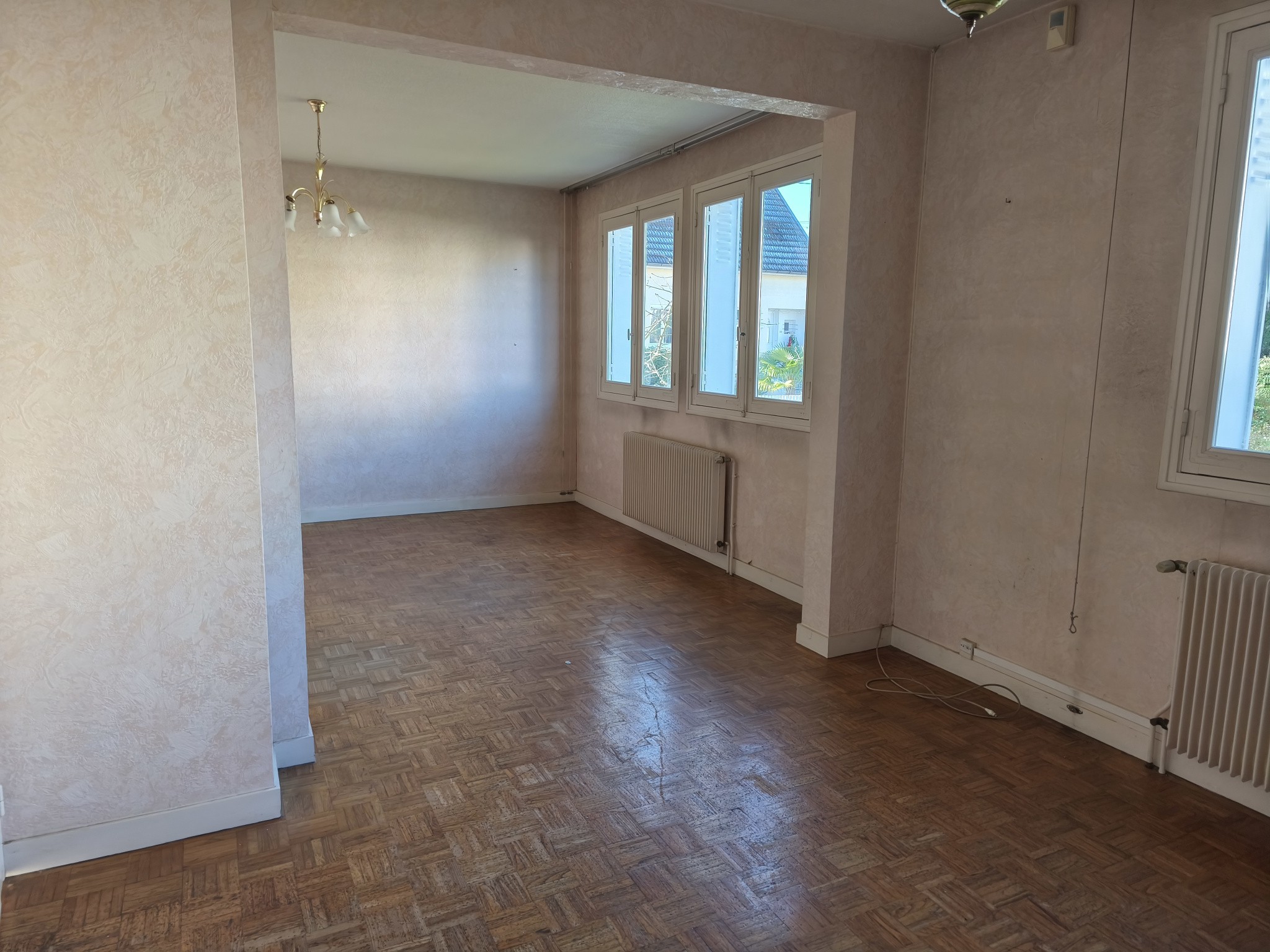Pont Sainte Marie - Maison d'habitation T5 de 93 m2 sur 402 m2 de terrain — photo 5