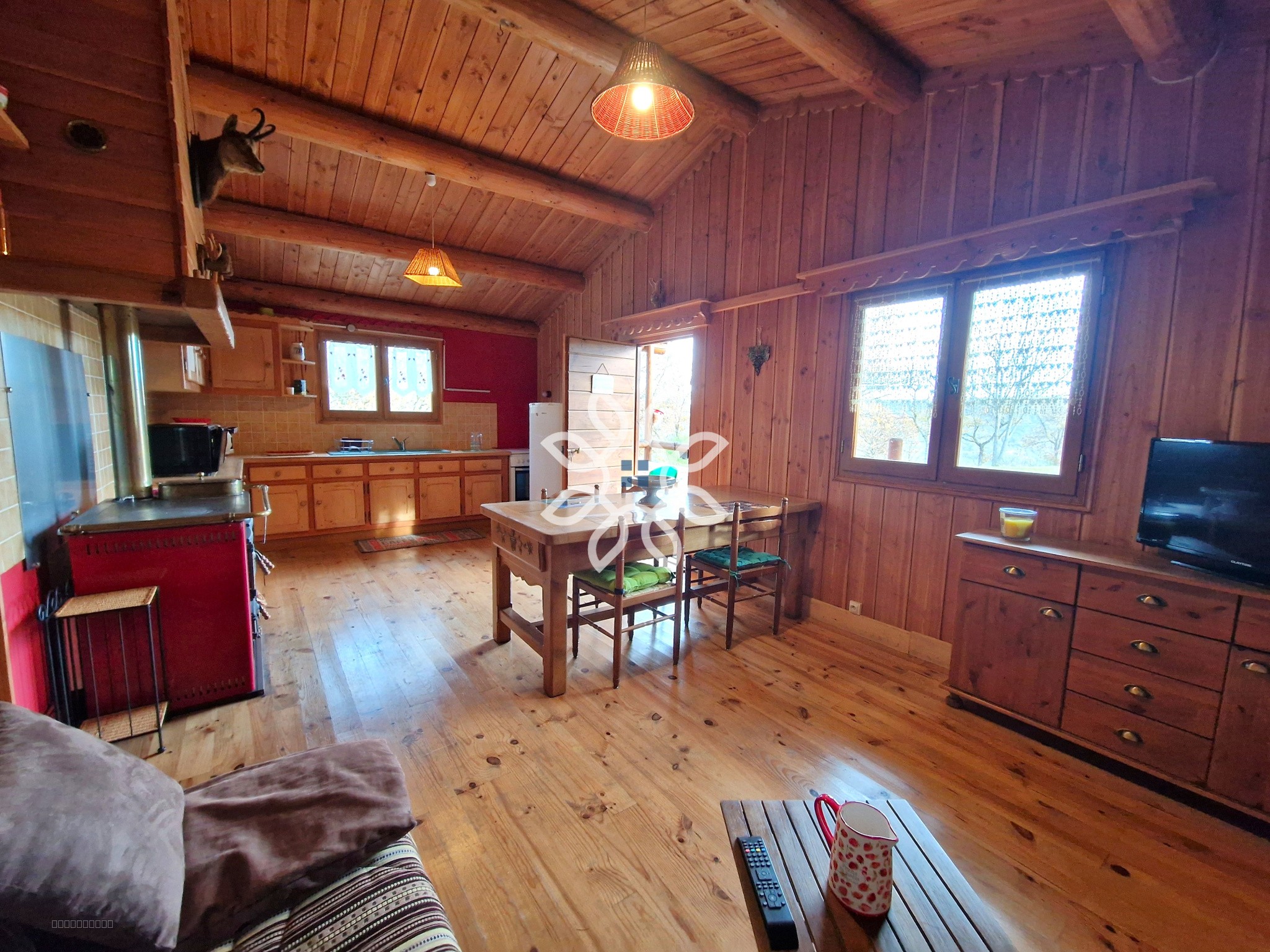 Propriété avec gîte sur 28 673 m2 clos — photo 12