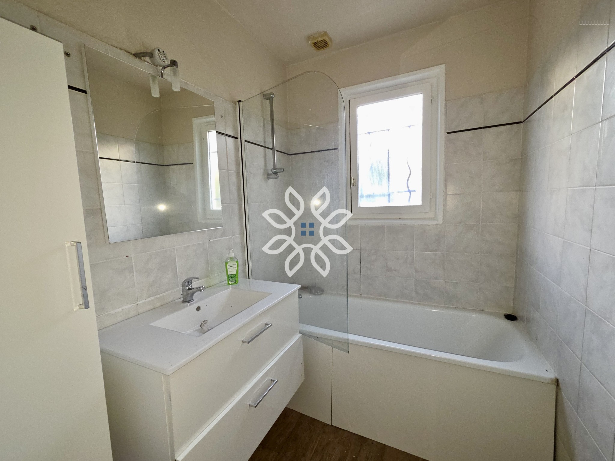 Maison plain-pied avec studio indépendant, 122,8 m2 — photo 9
