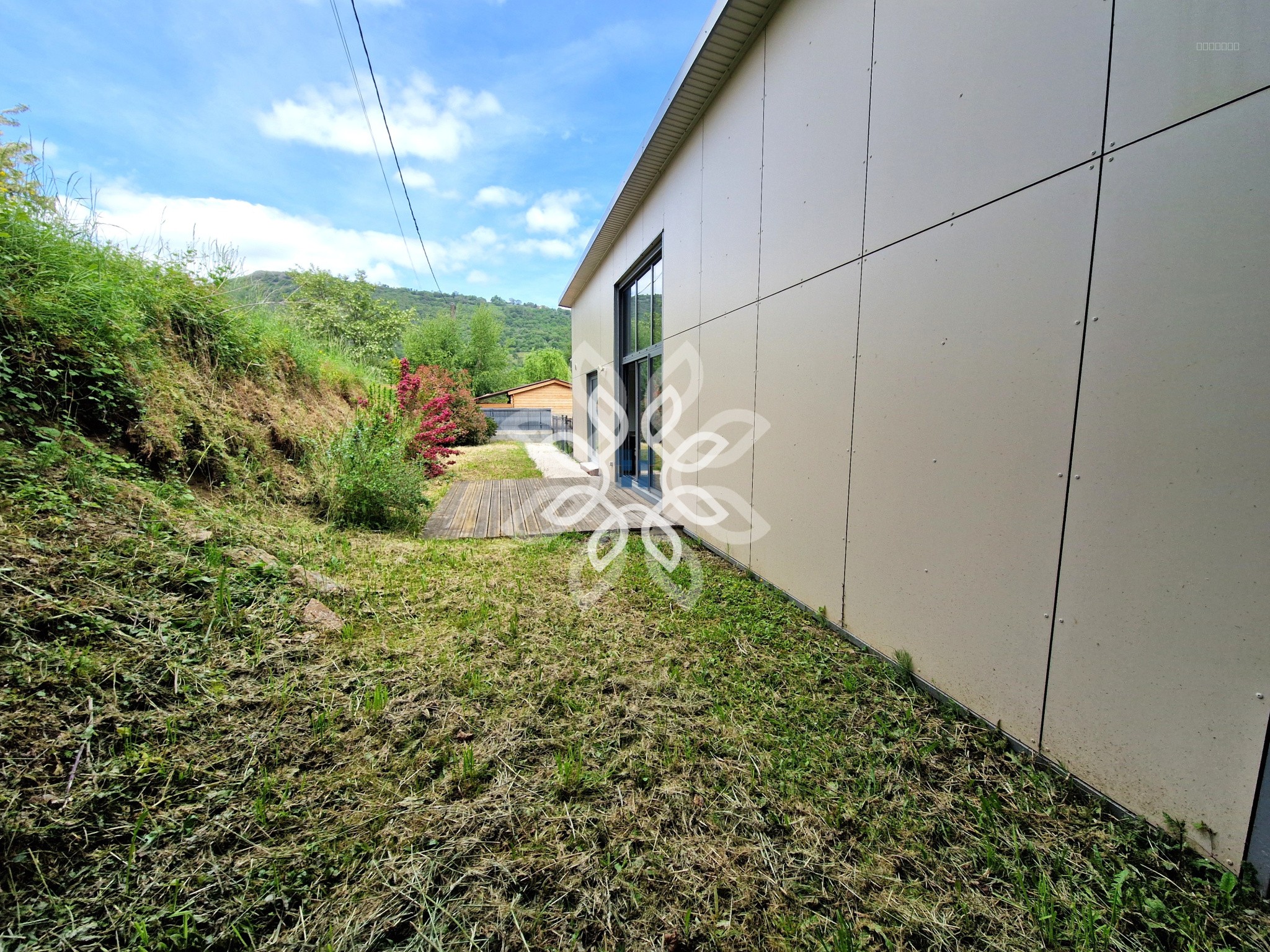 Maison de plain pied récente à Massiac — photo 11