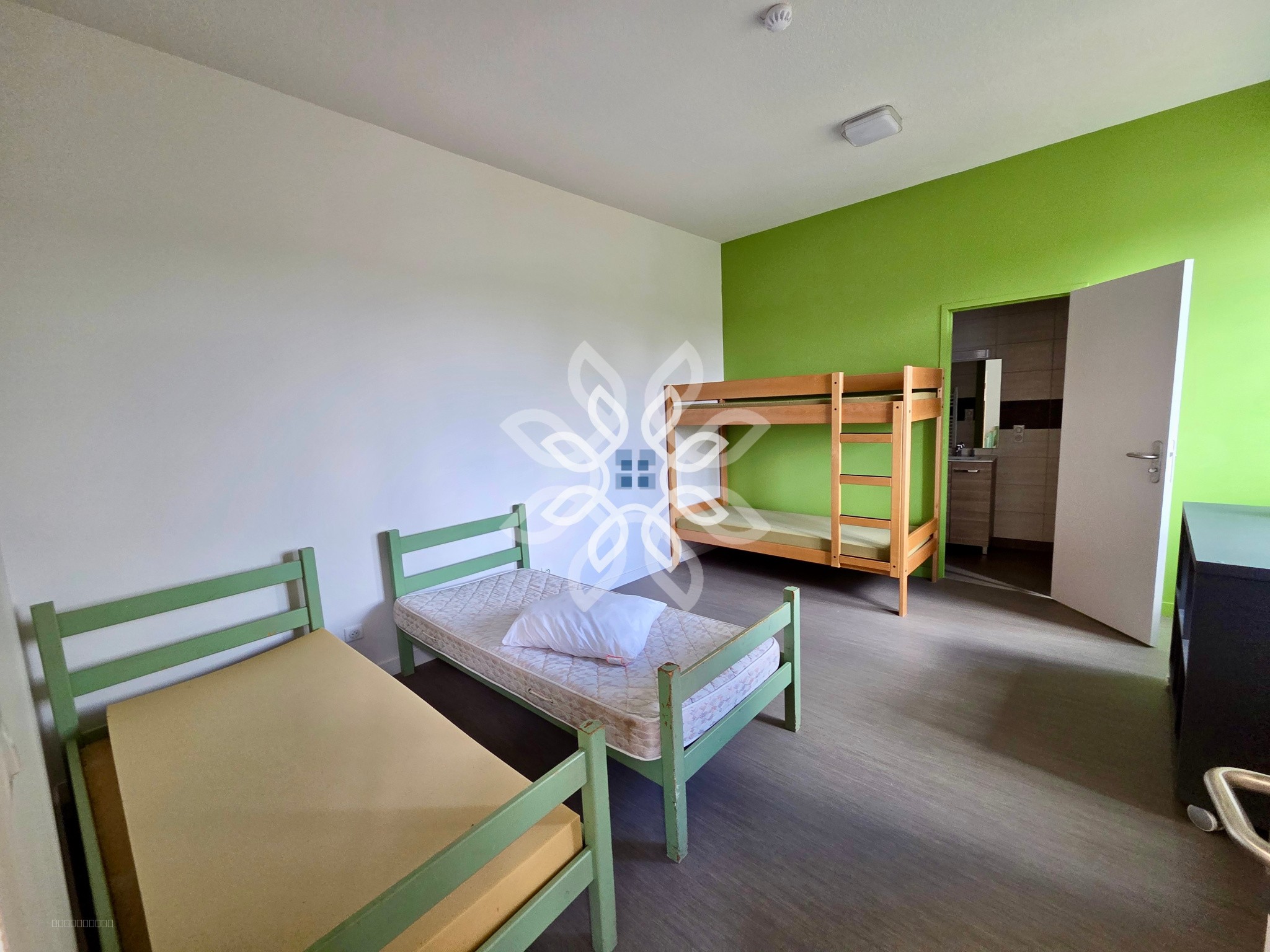 Ensemble immobilier ERP de 54 couchages avec logements, cuisine professionnelle, et terrain clos   43440 CHAMP — photo 16