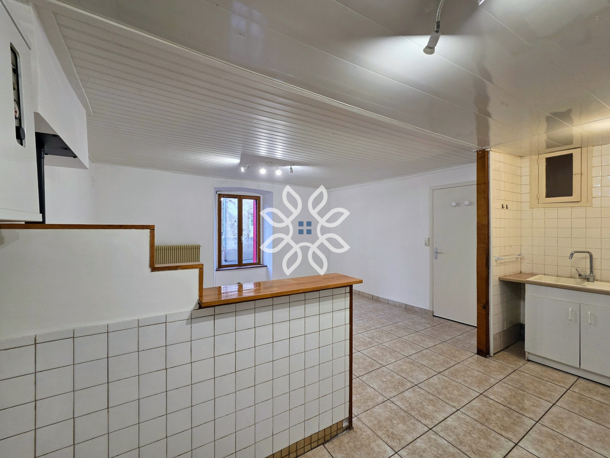 Maison en pierre à rénover avec terrain Molompize — photo 3