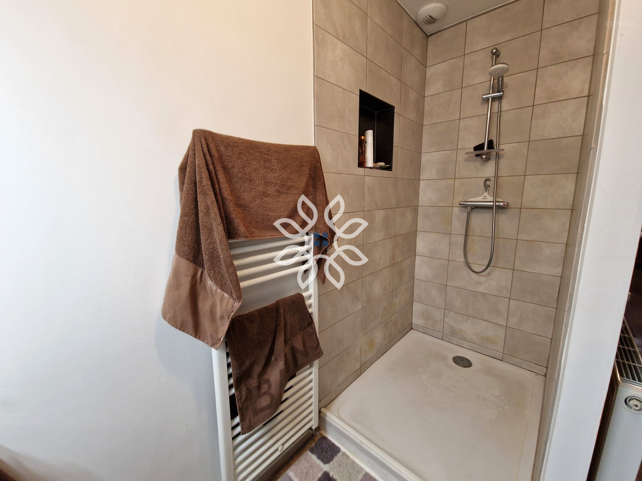 Immeuble à vendre   Allanche — photo 13