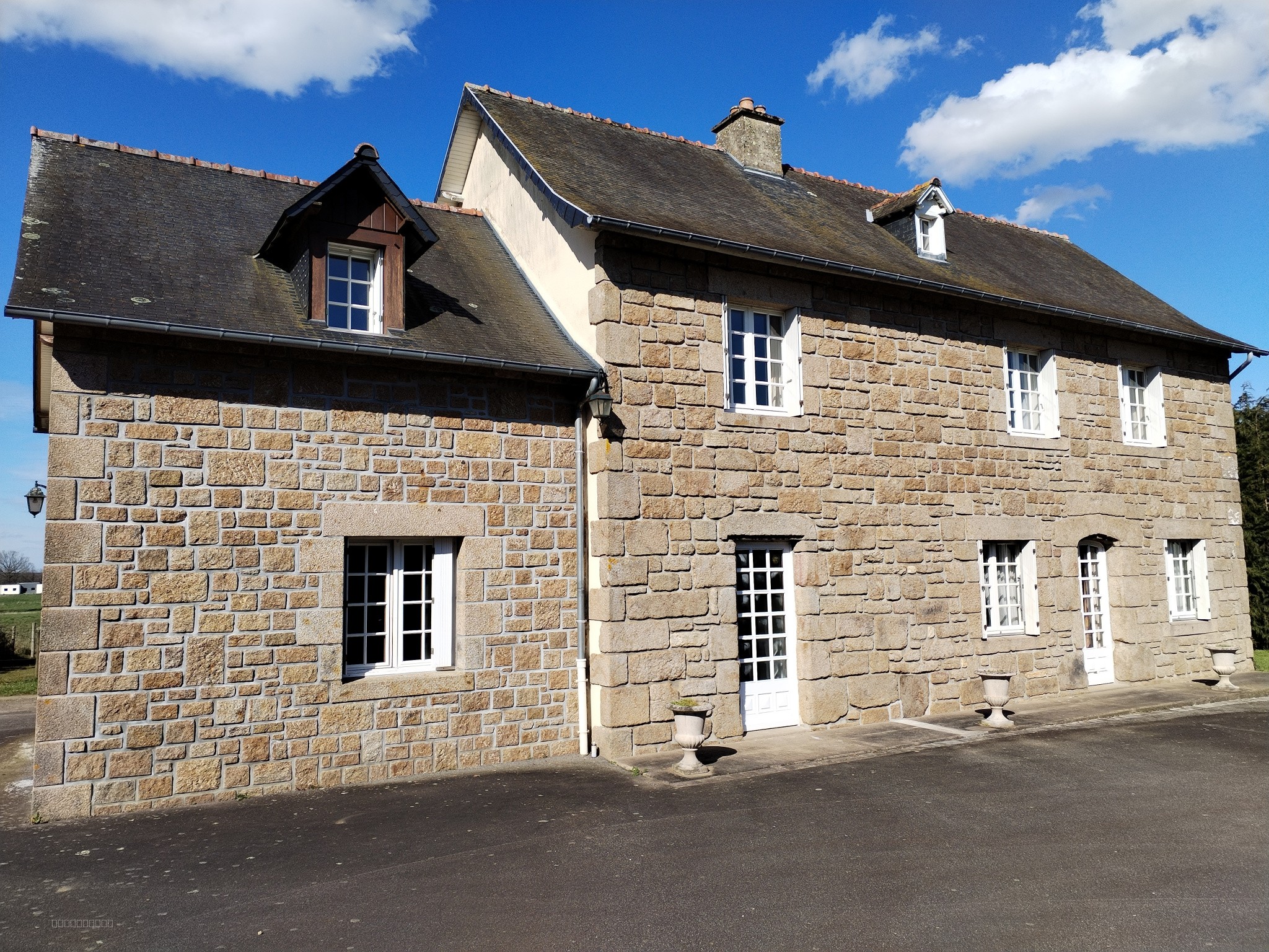 Maison 6 pièces 163 m2 — photo 2