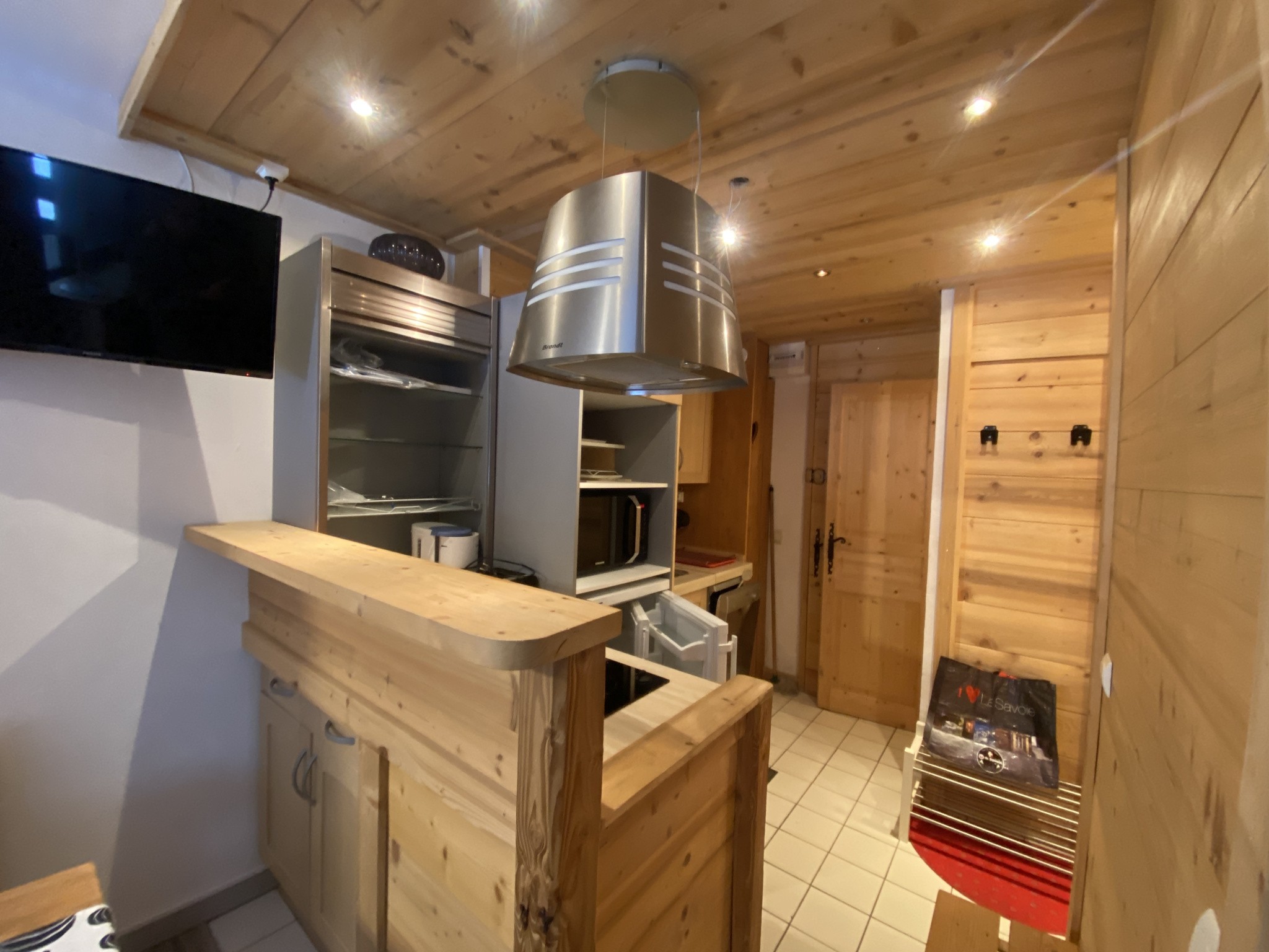 Spacieux deux pièces au pied des pistes — photo 2