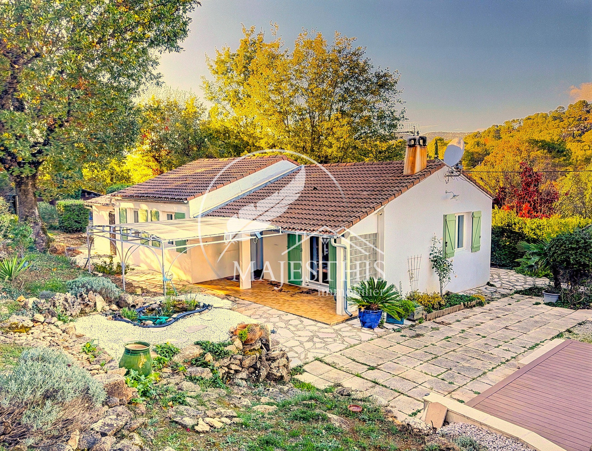 MAISON DE PLAIN-PIED AVEC PISCINE À GARÉOULT ! — photo 2