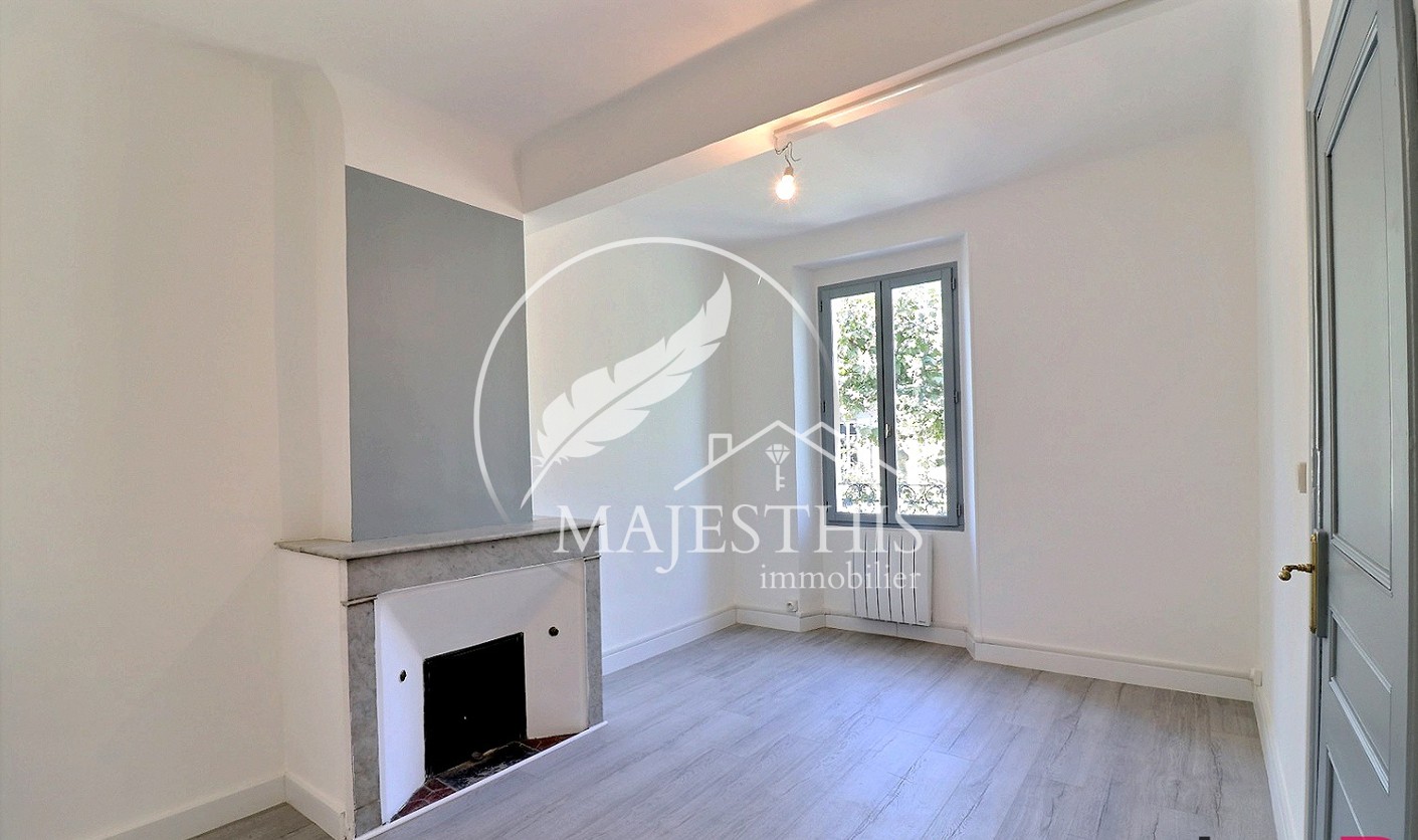 GRANDE MAISON CENTRE VILLE HYERES — photo 2