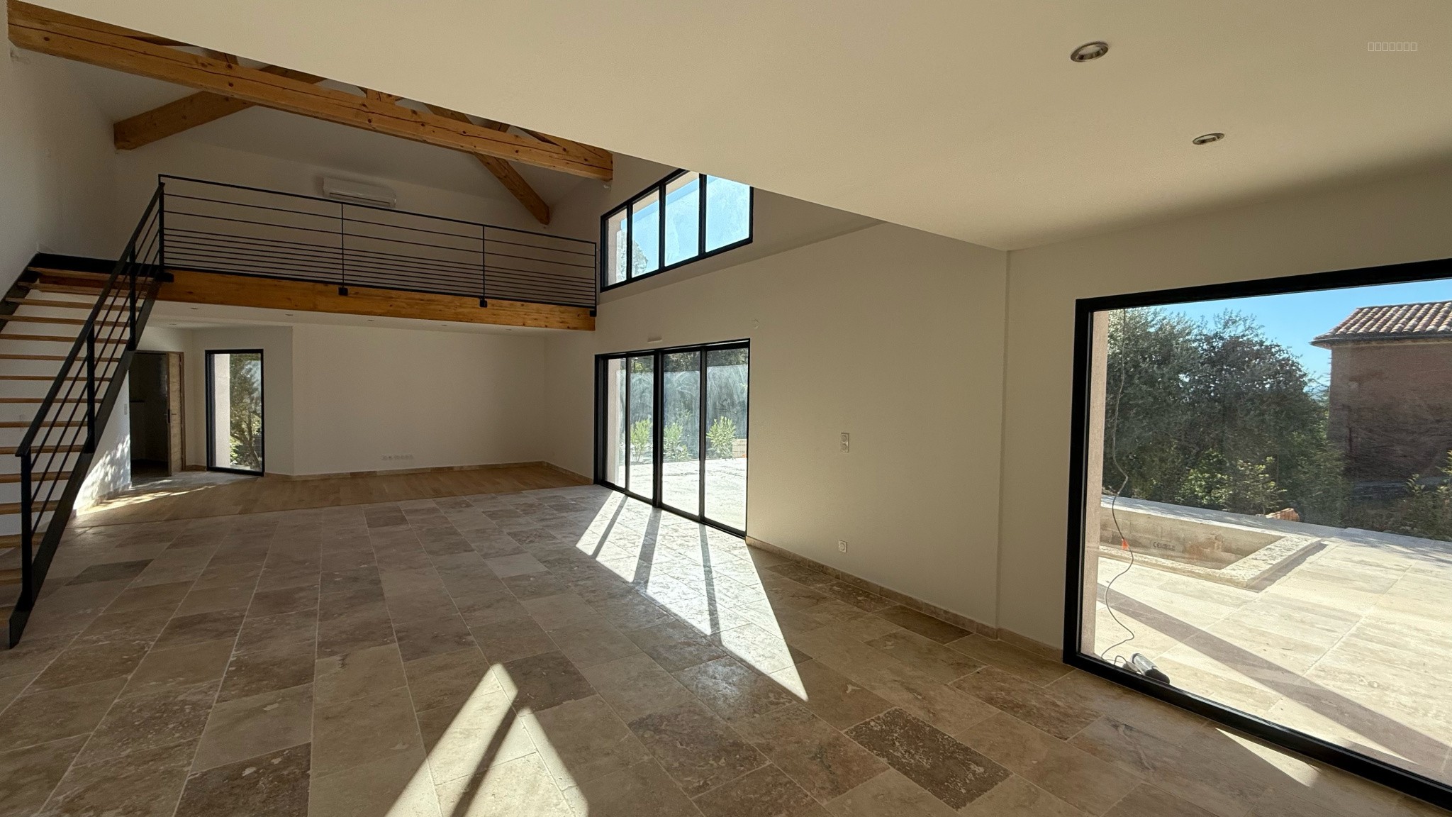 Cotignac — Superbe villa contemporaine de plain-pied, 219 m2, prestations haut de gamme — photo 17