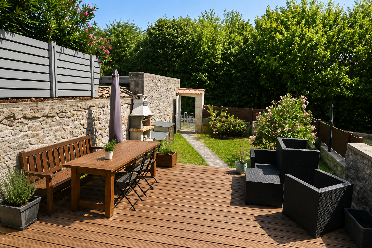 COUP DE COEUR - MAISON EN PIERRE AU CALME AVEC TERRASSE ET GARAGE — photo 4