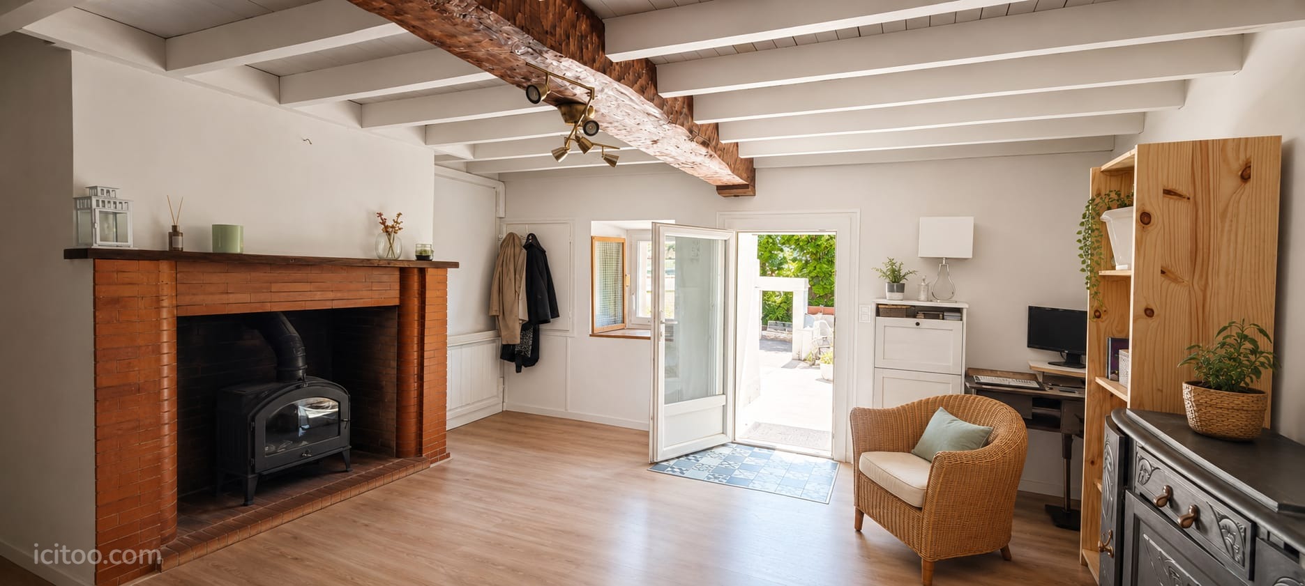 COUP DE COEUR - MAISON EN PIERRE AU CALME AVEC TERRASSE ET GARAGE — photo 1