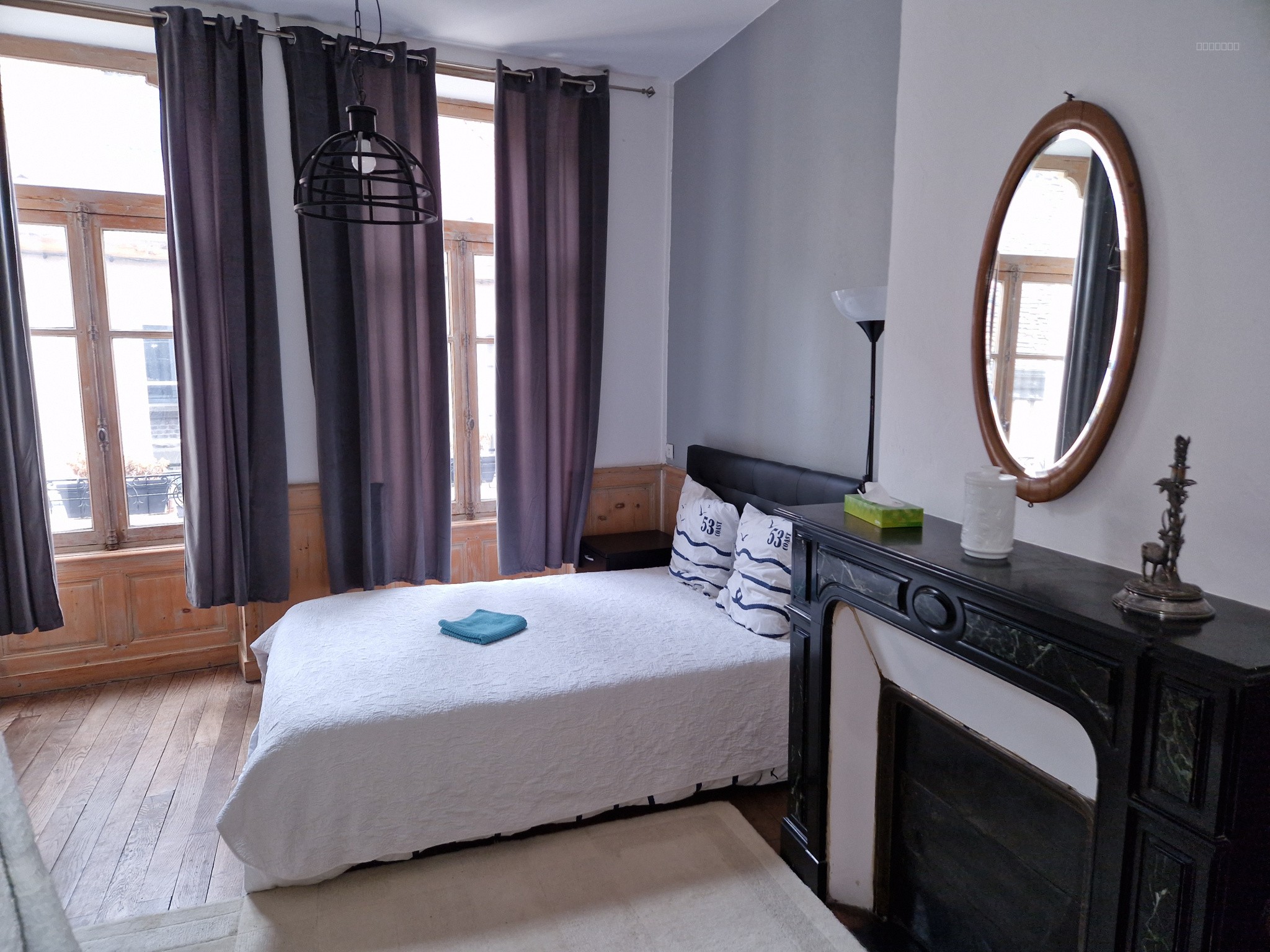 Coeur historique appartement en duplex — photo 5