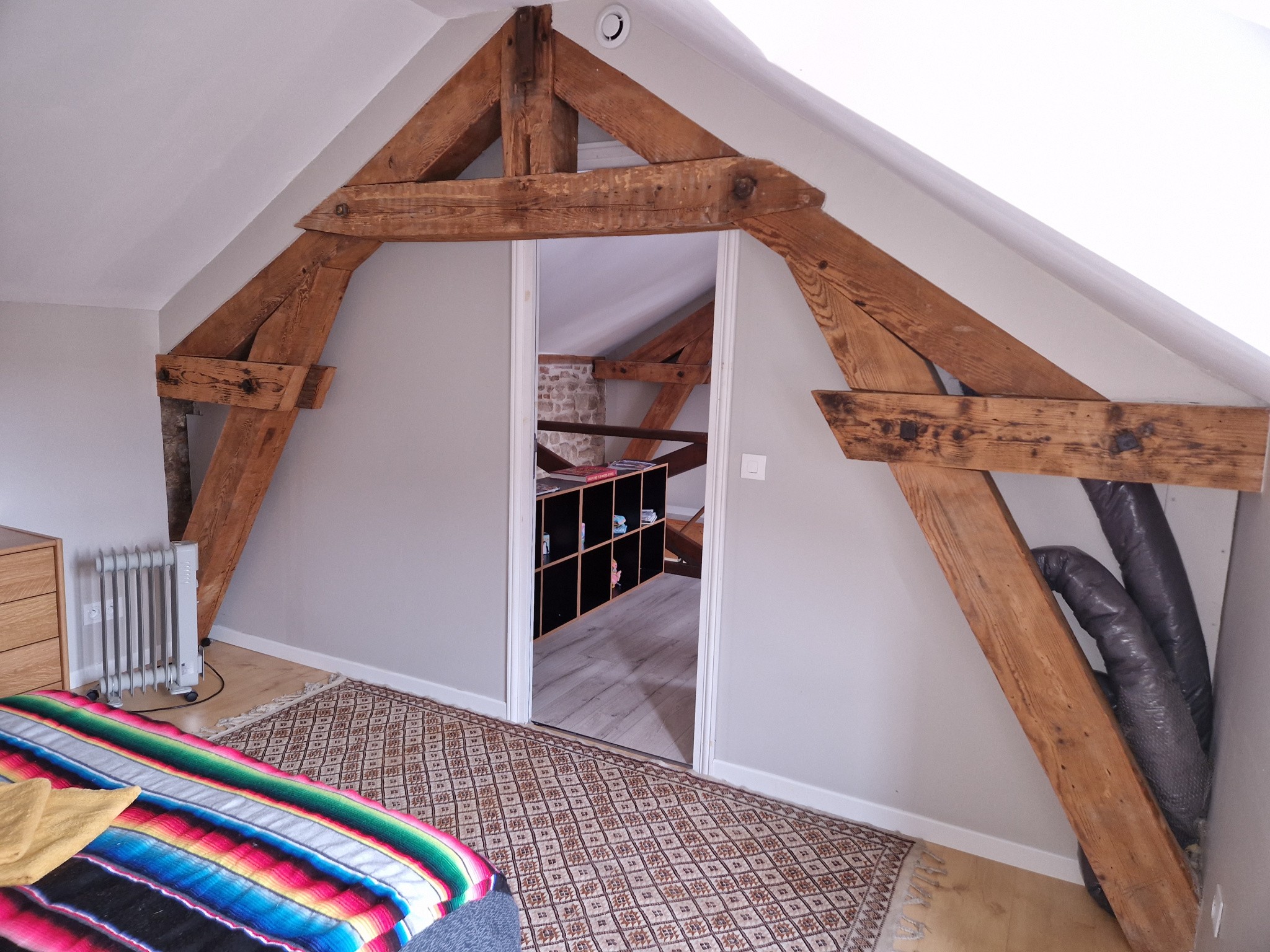 Coeur historique appartement en duplex — photo 16