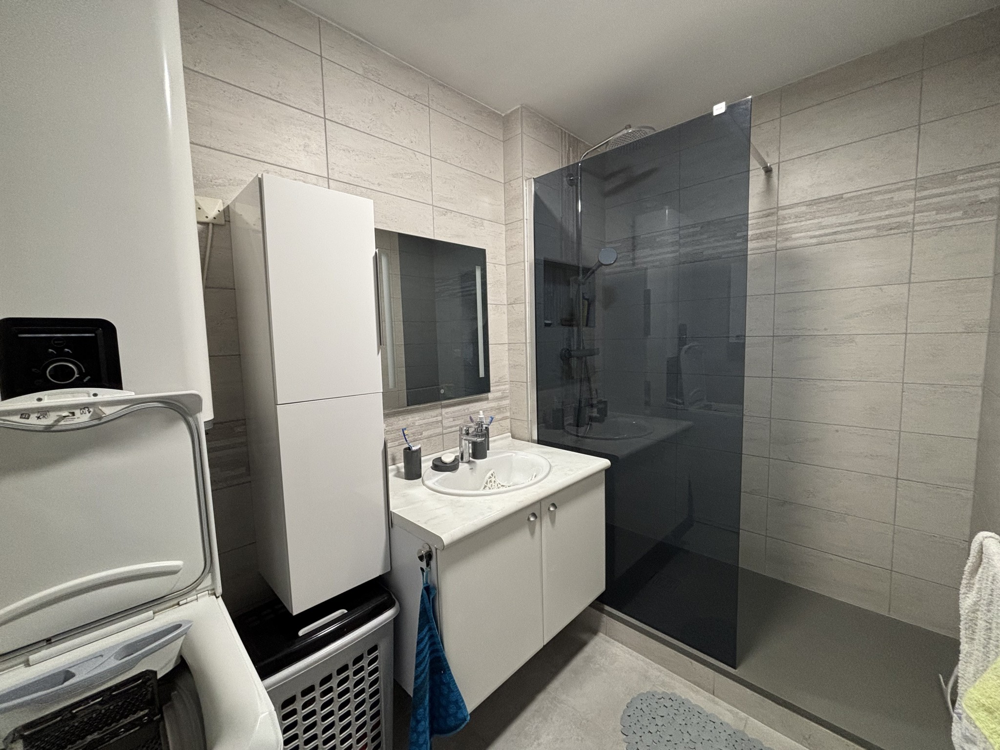 Appartement T3 bis de 90,57 m2 avec terrasse et cave à Valserhône. — photo 9