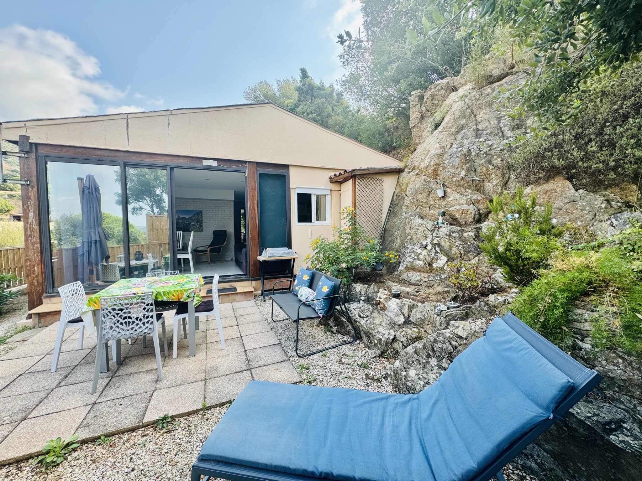 Charme et tranquillité   Jolie maison avec vue sur les collines — photo 9