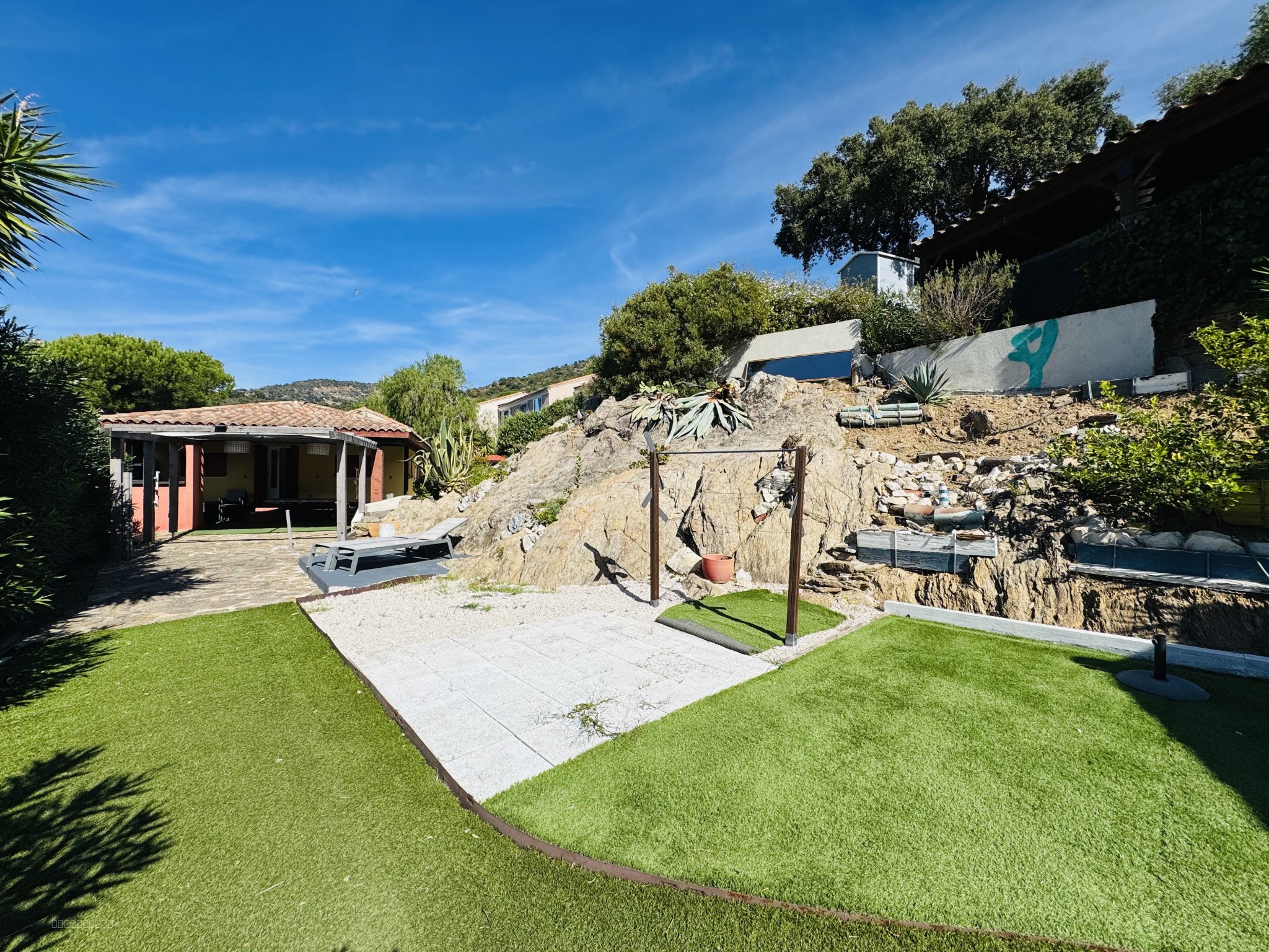 Bormes les Mimosas-Propriété avec 2 maisons dans un domaine privé et sécurisé — photo 14