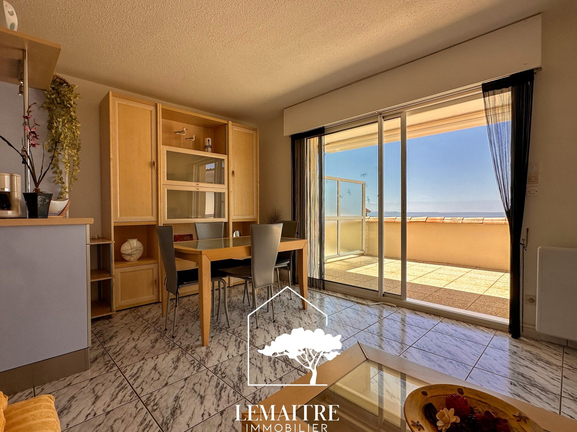 Appartement vue mer avec terrasse et parking — photo 3