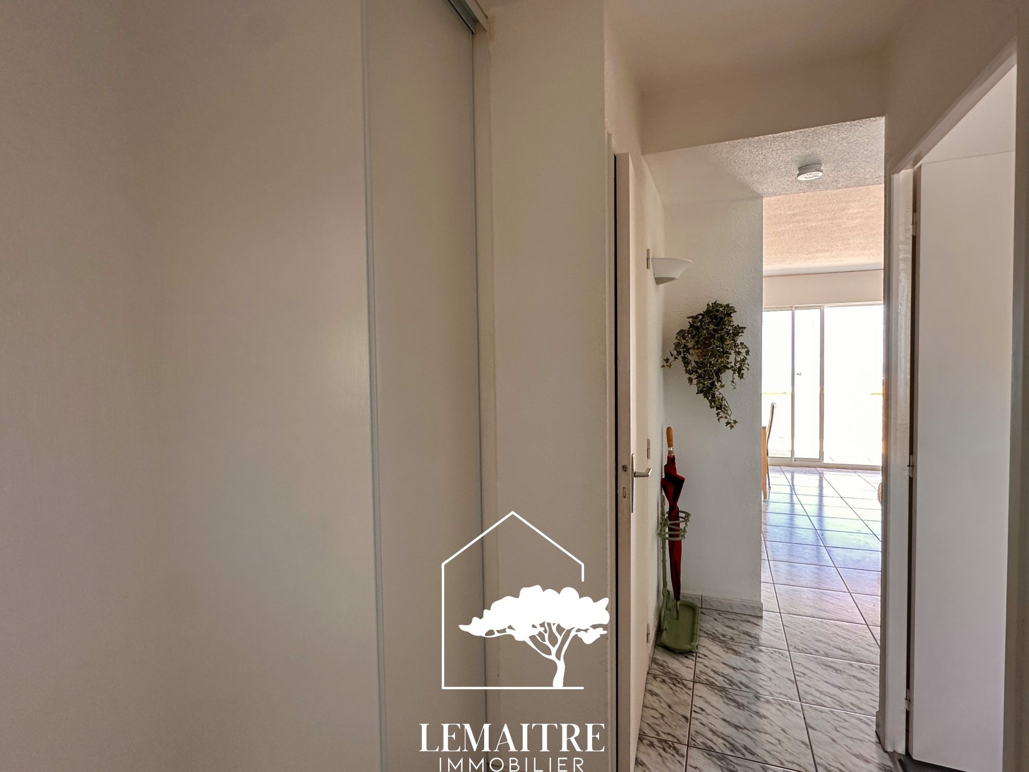 Appartement vue mer avec terrasse et parking — photo 12