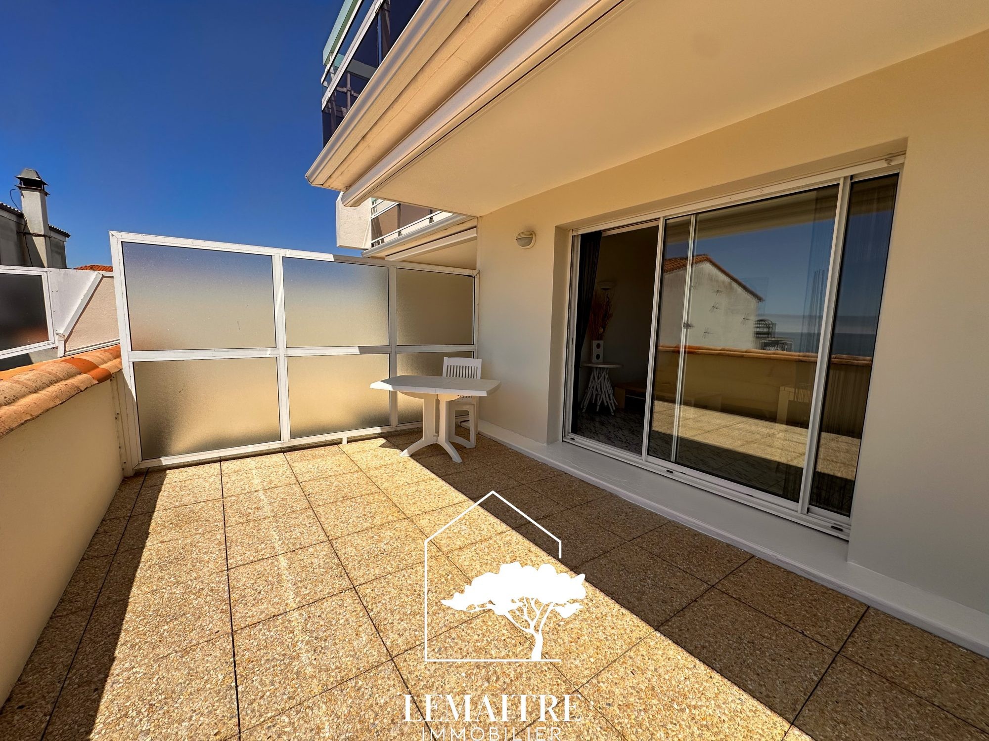 Appartement vue mer avec terrasse et parking — photo 16