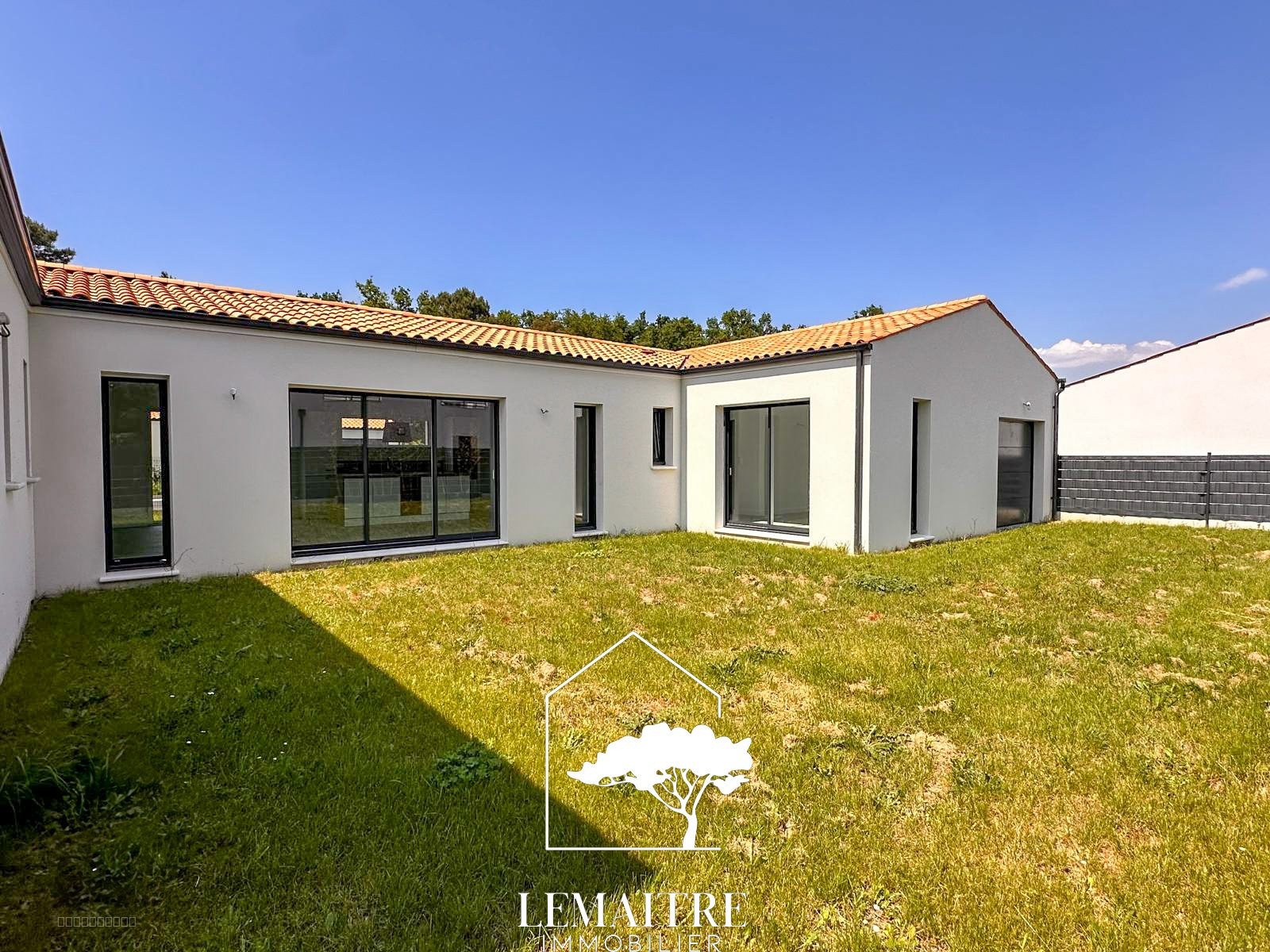 Maison neuve 143.22m2 à proximité immédiate des commerces — photo 14