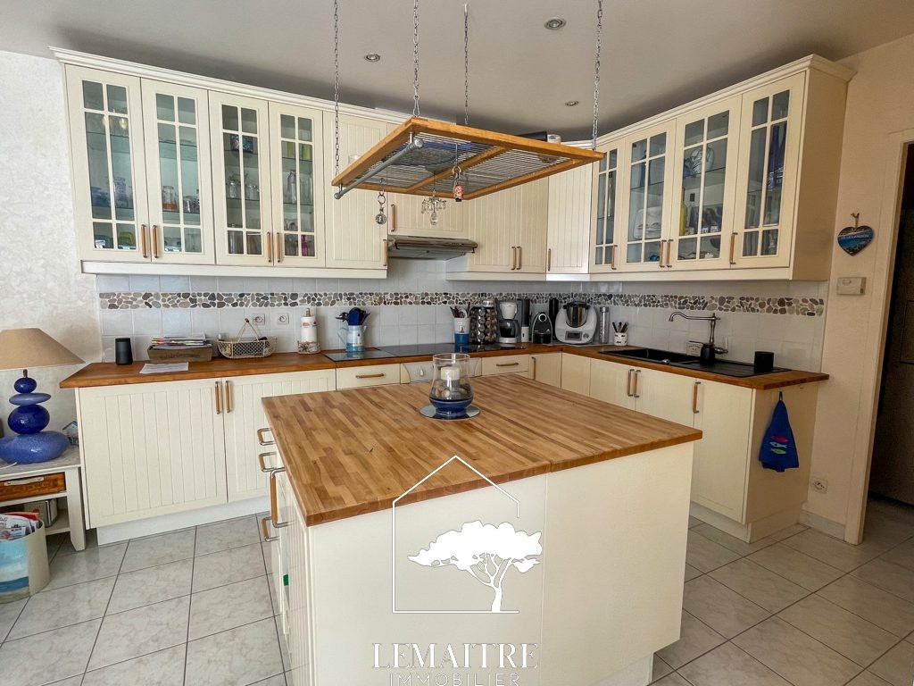 Au calme, maison plain pied 4 chambres + jardin d'hiver, piscine et garage ! — photo 19