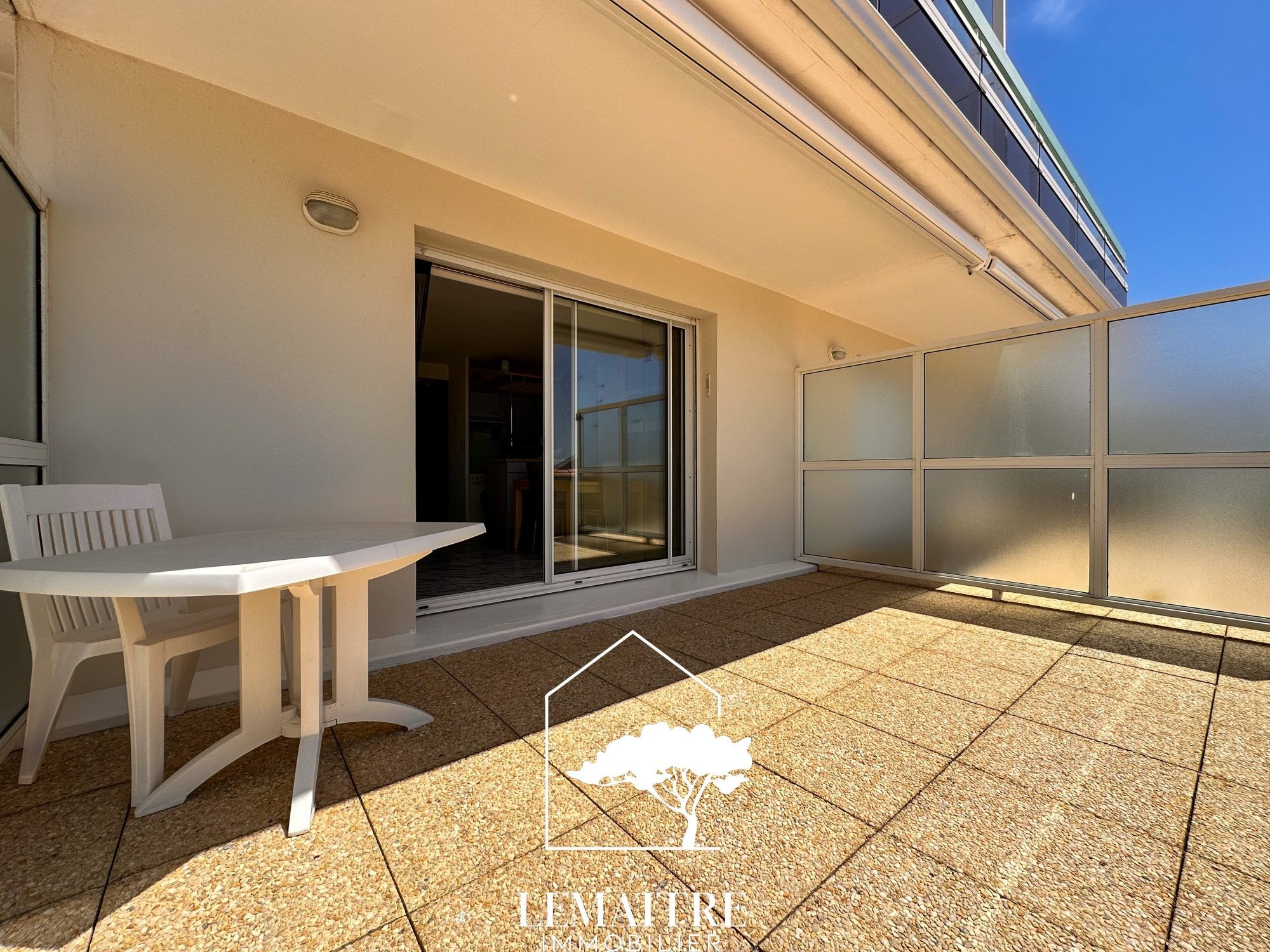 Appartement vue mer avec terrasse et parking — photo 10