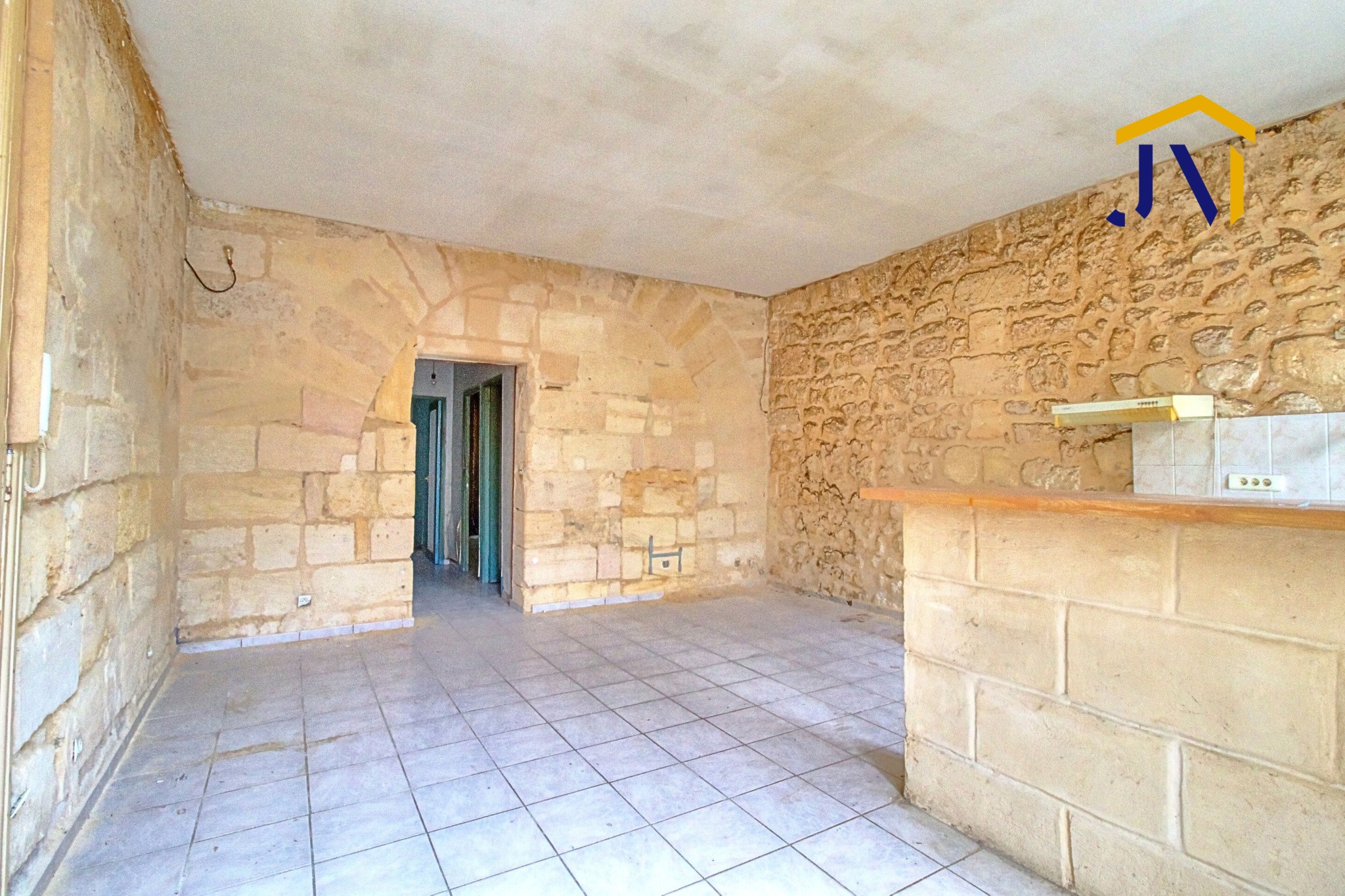 BORDEAUX - CHARTRONS — photo 2