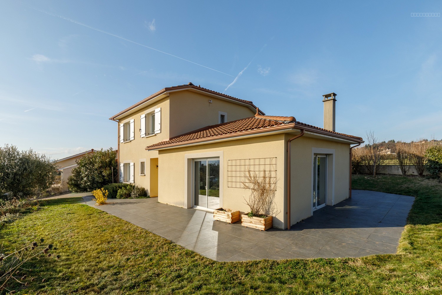 Maison contemporaine 131 m2 - 4 chambres - terrain 1 000 m2 — photo 3