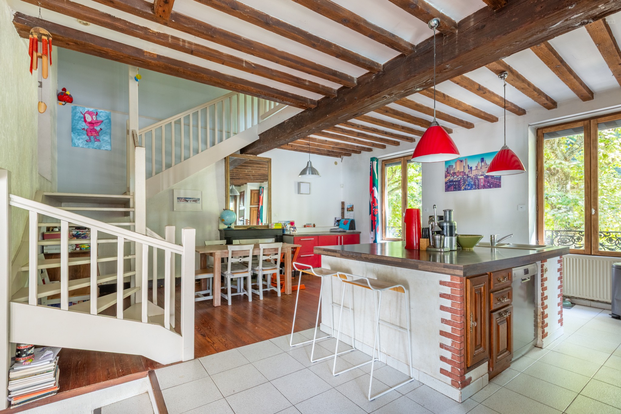 Maison de ville T7 de 245 m2 avec piscine et jardin - Vienne (38200) — photo 5