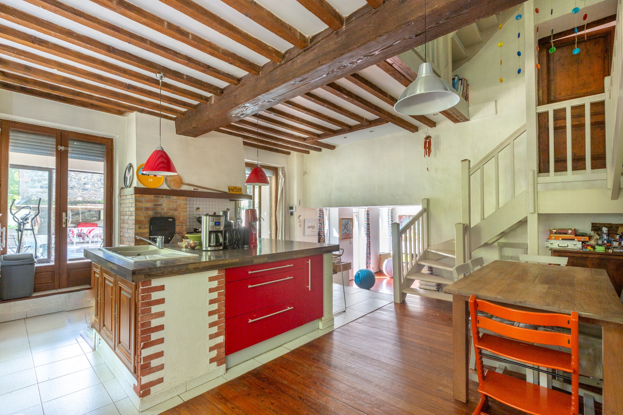 Maison de ville T7 de 245 m2 avec piscine et jardin - Vienne (38200) — photo 6