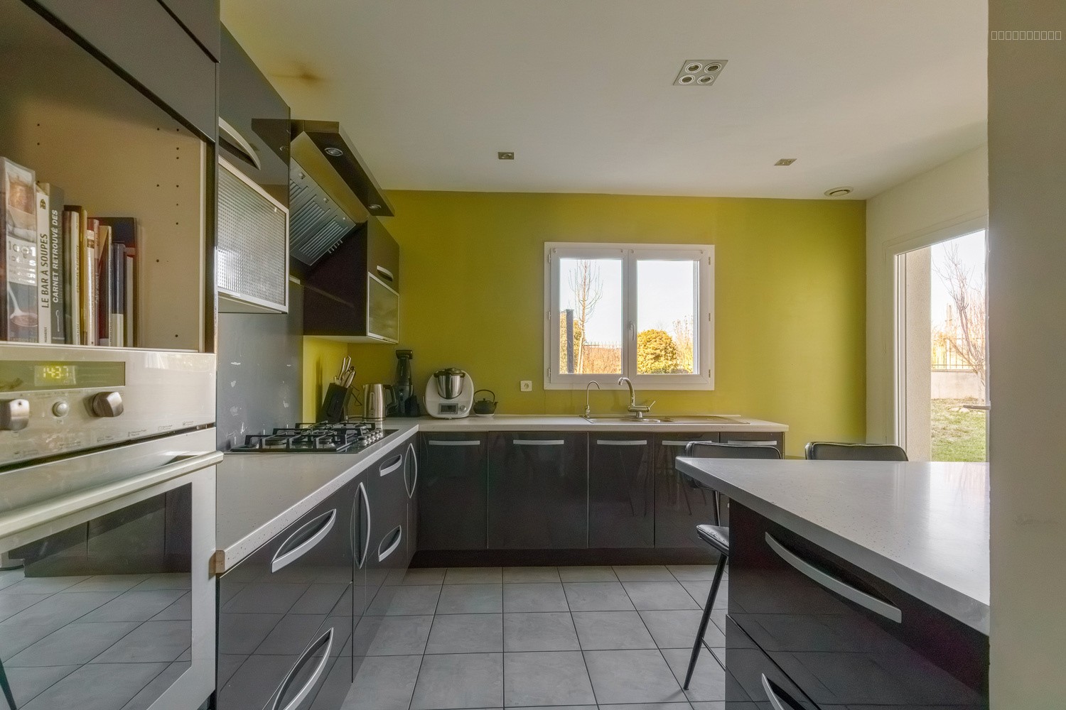 Maison contemporaine 131 m2 - 4 chambres - terrain 1 000 m2 — photo 9
